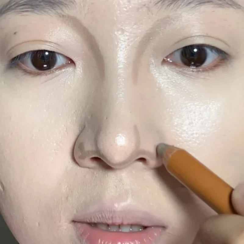 Double-ended Contouring Pen – Sculpt, Highlight & Correct for a Flawless 3D Face! - Beauty & Beyond