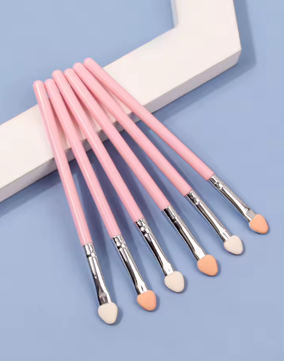 6PCS Eyeshadow Brush - Beauty & Beyond