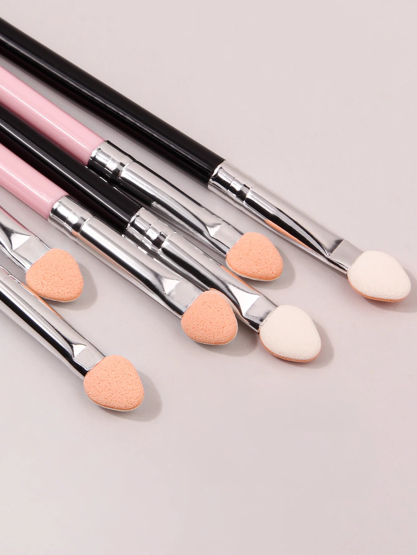 6PCS Eyeshadow Brush - Beauty & Beyond