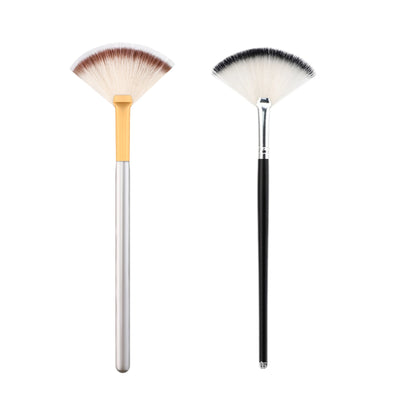 New Fan Facial Brush - Soft, Portable Mask Brush, Cosmetic Tool for Women & Girls