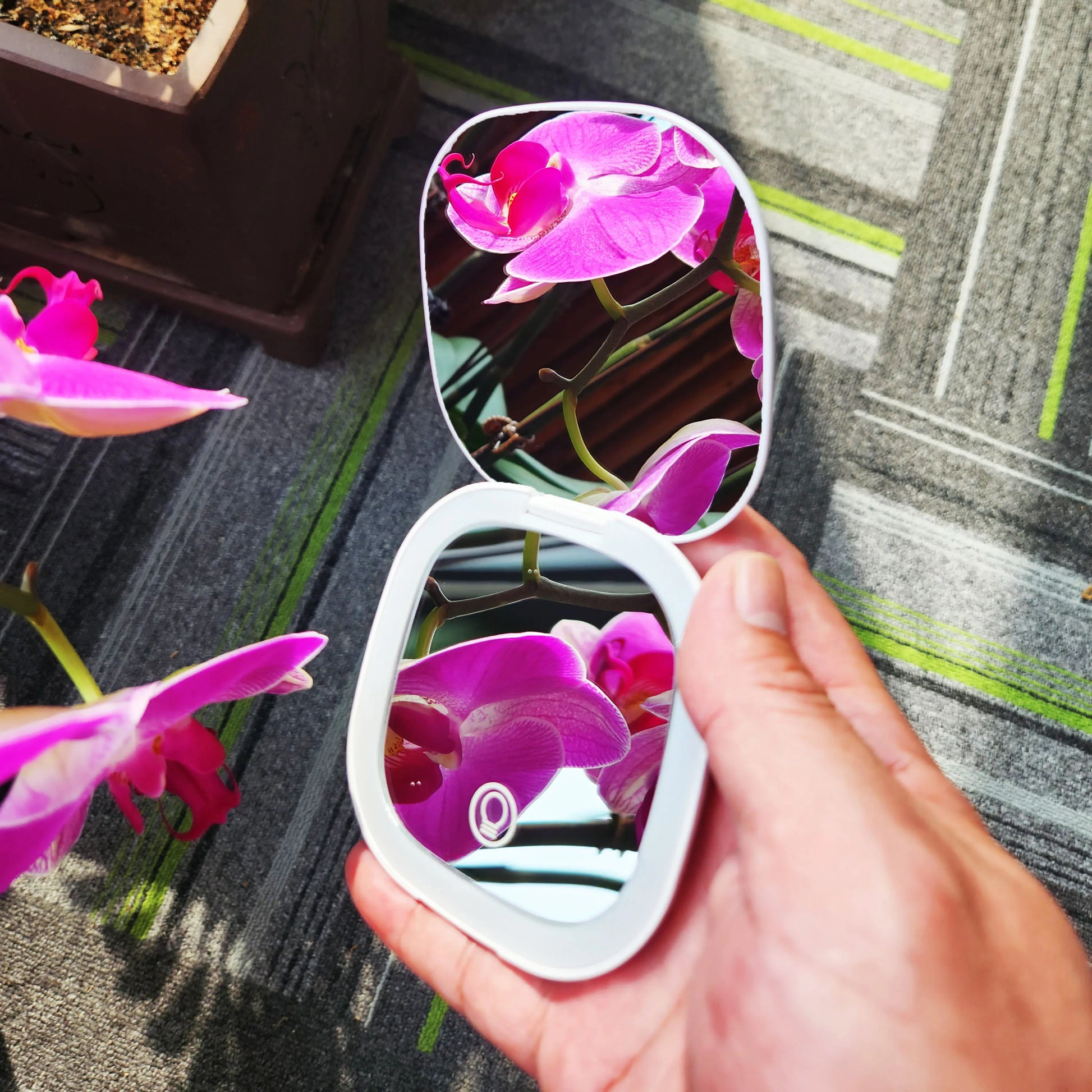 Mini Foldable LED Makeup Mirror - 5x/10x Magnification, Rechargeable, Compact - Beauty & Beyond
