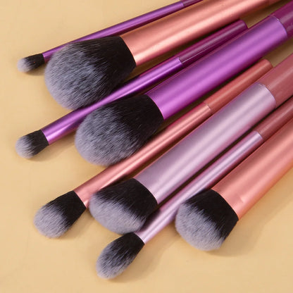 Kit de 7/8 brochas de maquillaje de pelo sintético suave para base, rubor, sombra de ojos y más.