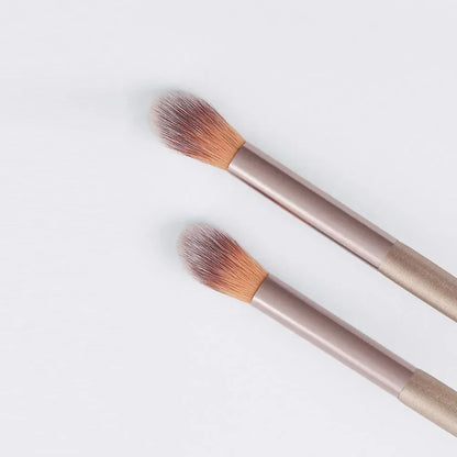 2Pcs Makeup Brushes - Nose Shadow, Highlighting, Blending, Smudge, Shader Brush Kit - Beauty & Beyond
