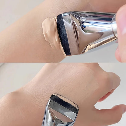 Ultra-Thin Flat-Head Foundation Brush – Traceless Mask & Cream Application