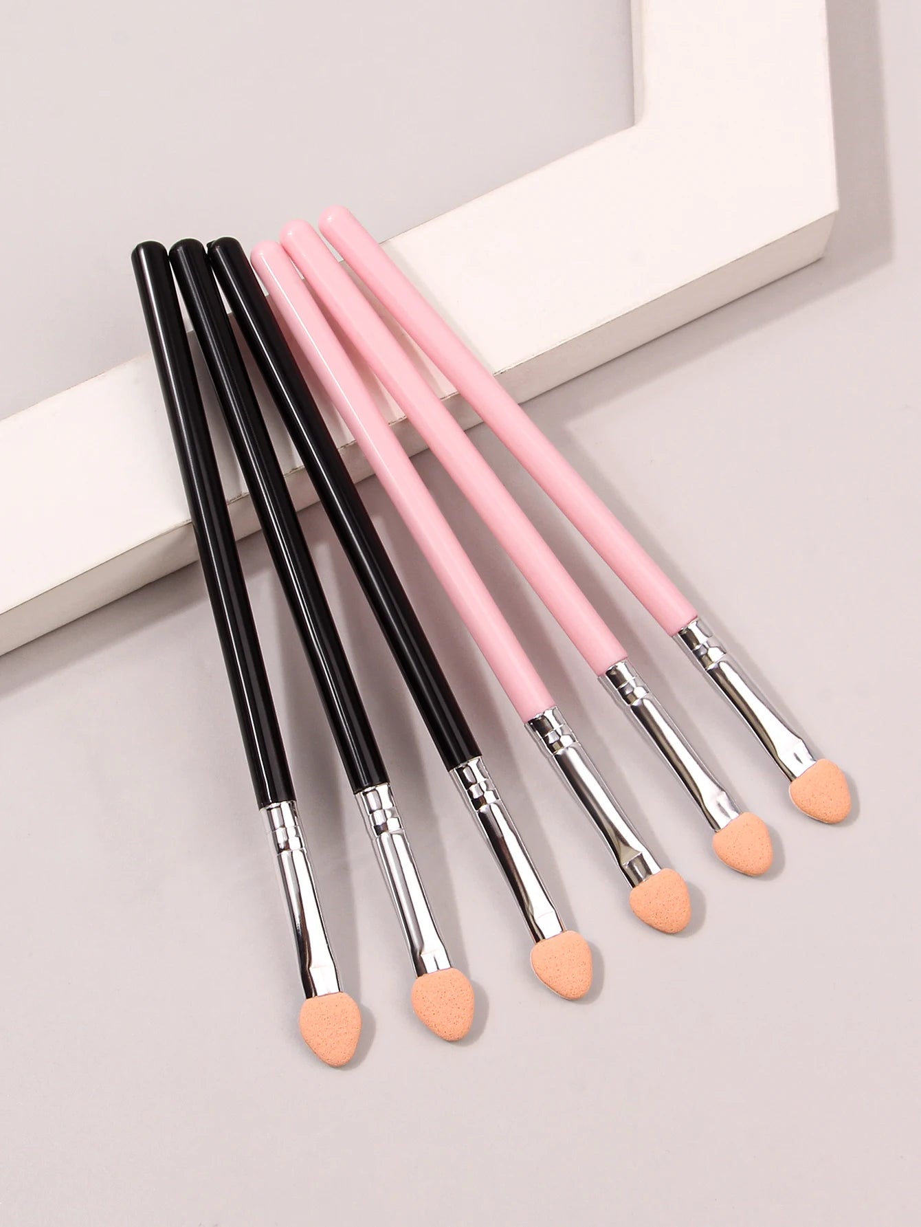 6PCS Premium Latex Double-Sided Eyeshadow Brushes – Single-Head Sponge & Smudge Makeup Tools