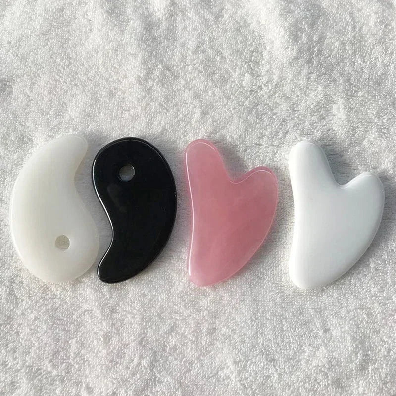 1PC Heart-Shaped Gua Sha Massager - Beeswax Scraper for Face, Spa & Acupuncture Tool - Beauty & Beyond