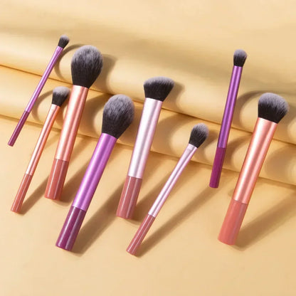 Kit de 7/8 brochas de maquillaje de pelo sintético suave para base, rubor, sombra de ojos y más.